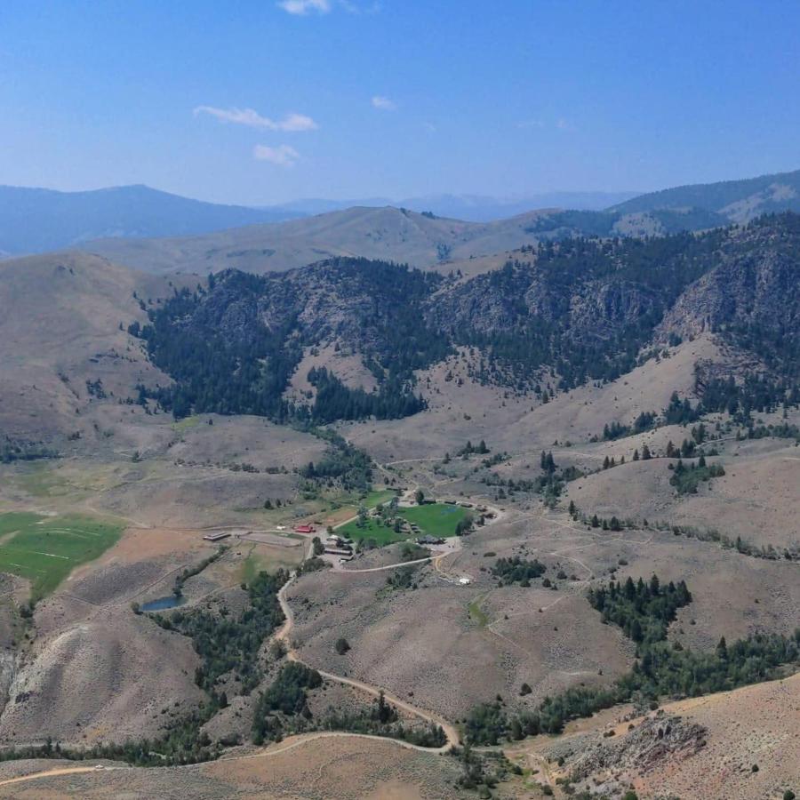 Twin Peaks Guest Ranch Villa Salmon Екстериор снимка